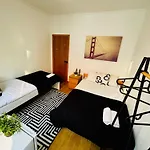 Luxury In Marques De Pombal, Centre Of 旅馆