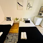 Luxury In Marques De Pombal, Centre Of 旅馆