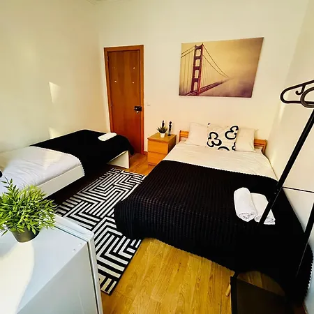 Luxury In Marques De Pombal, Centre Of ליסבון