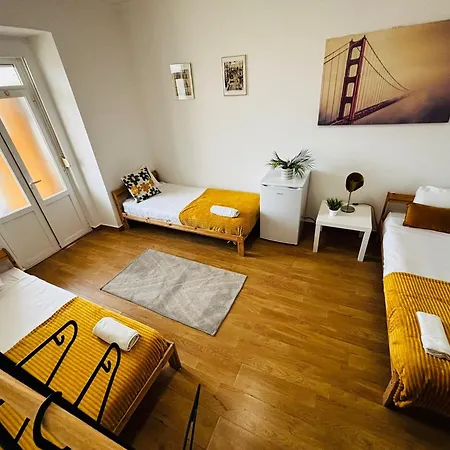 Hostel Luxury In Marques De Pombal, Centre Of *